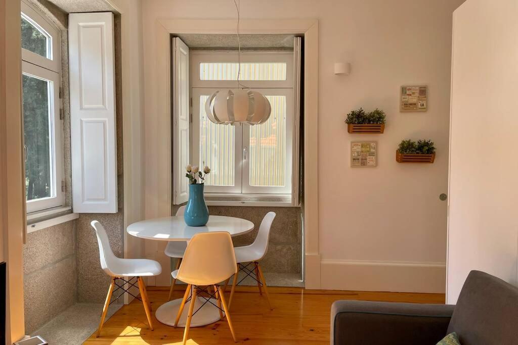 Santo Antonio Cozy Apartment Porto Buitenkant foto