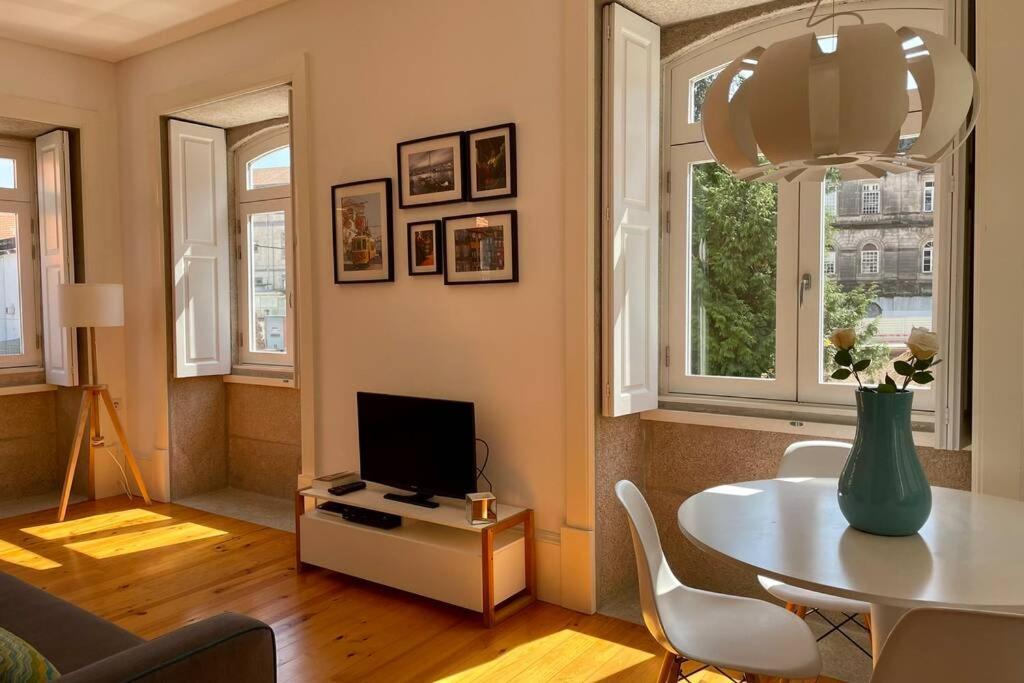 Santo Antonio Cozy Apartment Porto Buitenkant foto